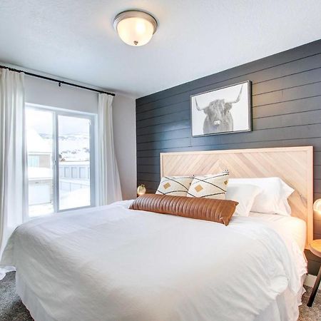 Family-Friendly Bear Lake Vacation Rental Гарден-Сити Экстерьер фото