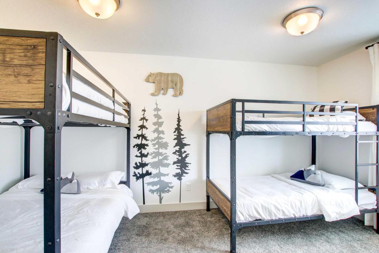 Family-Friendly Bear Lake Vacation Rental Гарден-Сити Экстерьер фото
